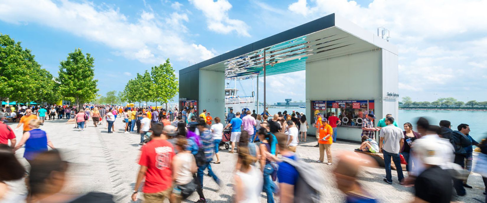 Navy Pier’s Neighborhood Artisan Market Launches Entrepreneurship and Connects Communities
